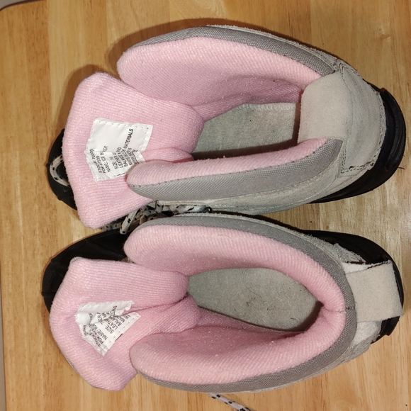 Winter Boots Itasca Thinsulate Womens Size 7 Pink and Gray Laces - Picture 8 of 8
